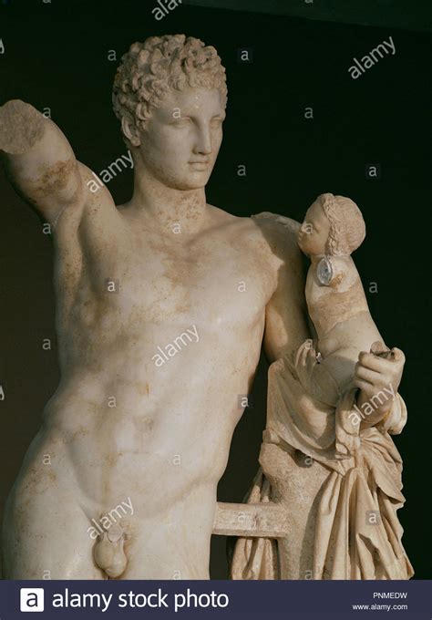 prassitele hermes con dioniso|Hermes and the Infant Dionysus .